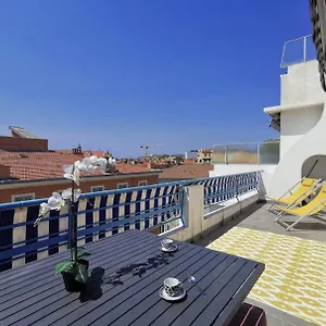 Smartbnb - Dernier étage - Terrasse à Ciel Ouvert - Garibaldi Appartement